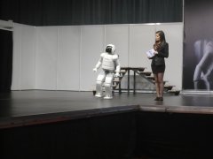 АСИМО / ASIMO