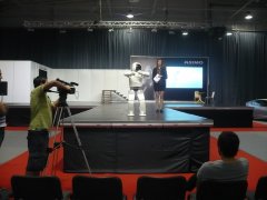 АСИМО / ASIMO